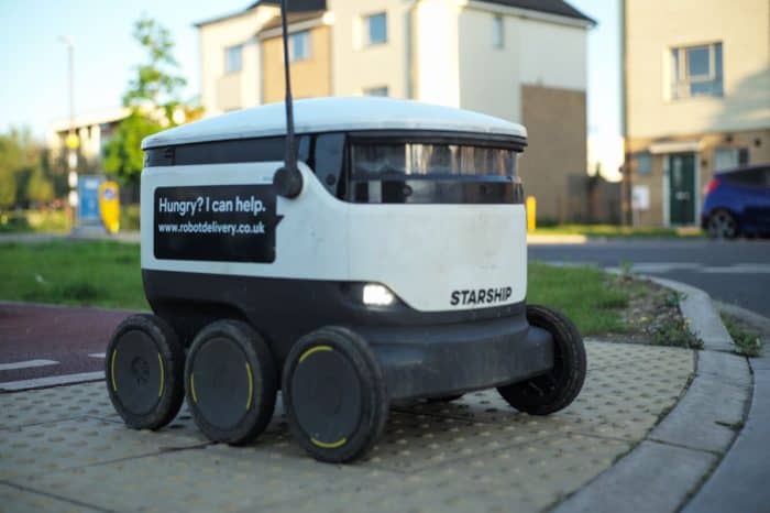 Living Streets wants delivery bot regulation set nationally